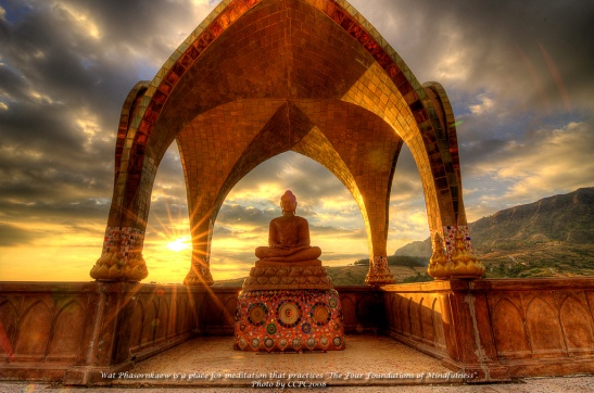 Buddha at Wat Pharornkaew
